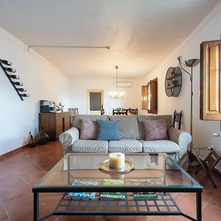 Xicu Hotel 3*