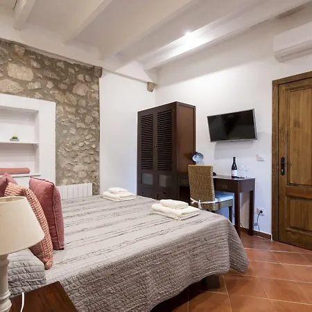 Xicu Hotel